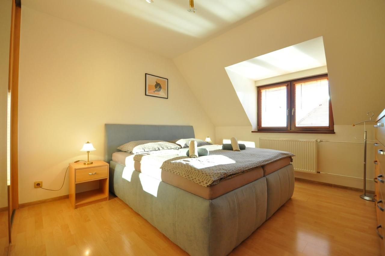 Rodinny Dom "Ako Doma" Veľký Slavkov Extérieur photo