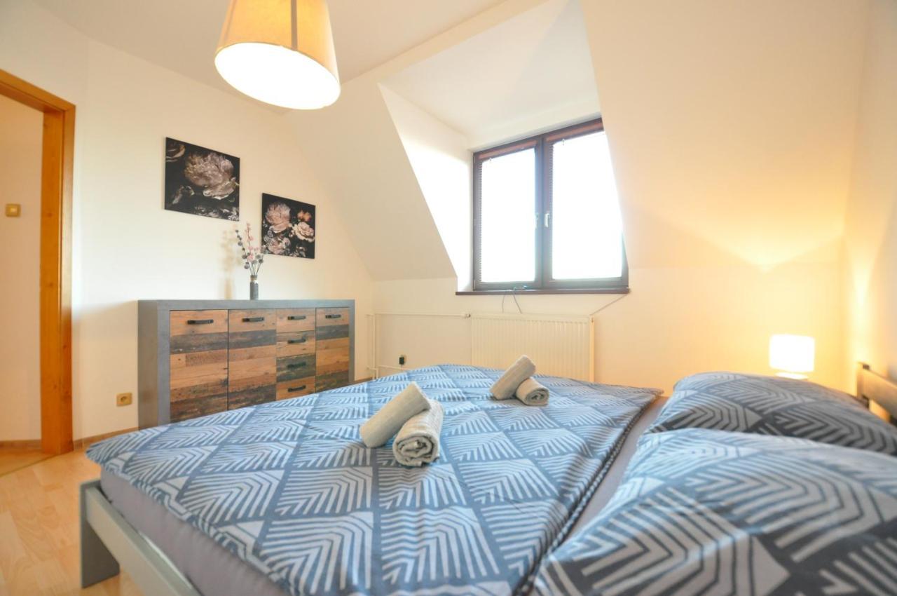 Rodinny Dom "Ako Doma" Veľký Slavkov Extérieur photo