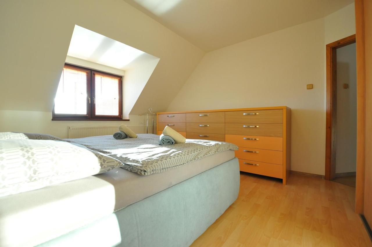 Rodinny Dom "Ako Doma" Veľký Slavkov Extérieur photo